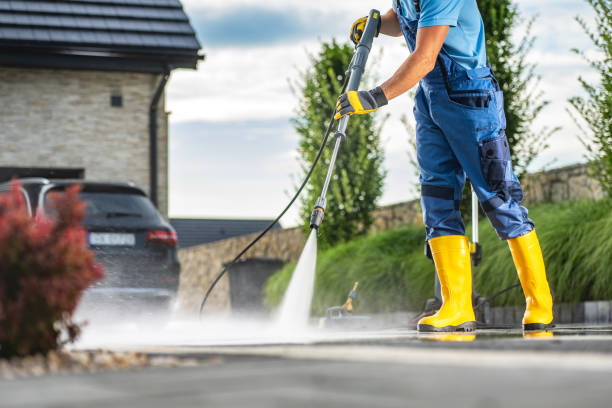 Best Roof Pressure Washing  in Beavercreek, OH